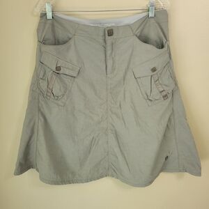 Mountain Hardware La Rambla Outdoor Hiking A-Line Skirt Size 8 Green